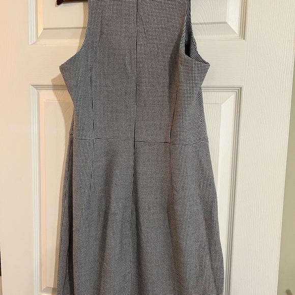 Fall Dress, Banana Republic, size 8 - Picture 7 of 12